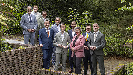  Arnold Versteeg (SGP), Leendert Houweling (CDA), Arie Barendrecht (CU), Gerrit Flier (SGP),   Henk Righolt (GB), Jan Pieter van der Schans (CDA), Bram van der Beek (CU), Gabriëlle Hazeleger (GB), Thimo Harmsen (VVD) en Bart Omlo (VVD).